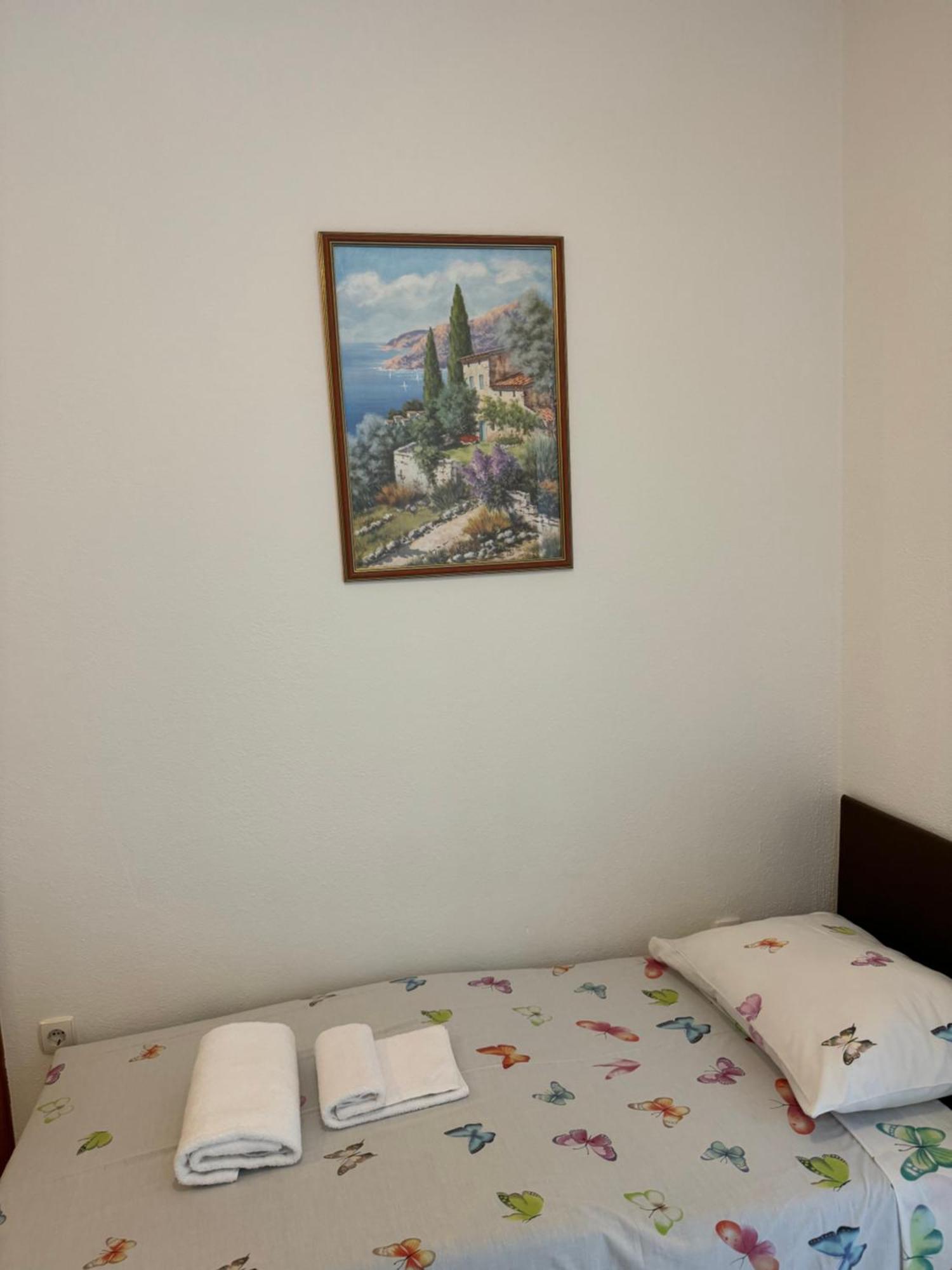 House 100M From The Beach With Free Parking And Breakfast Башка-Вода Экстерьер фото