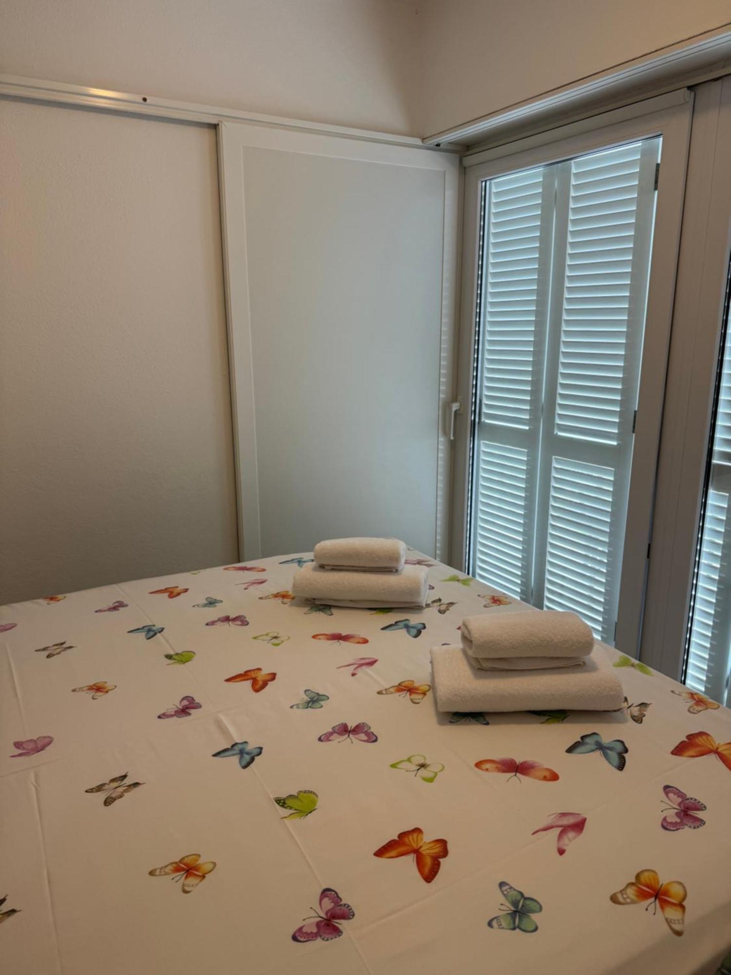 House 100M From The Beach With Free Parking And Breakfast Башка-Вода Экстерьер фото
