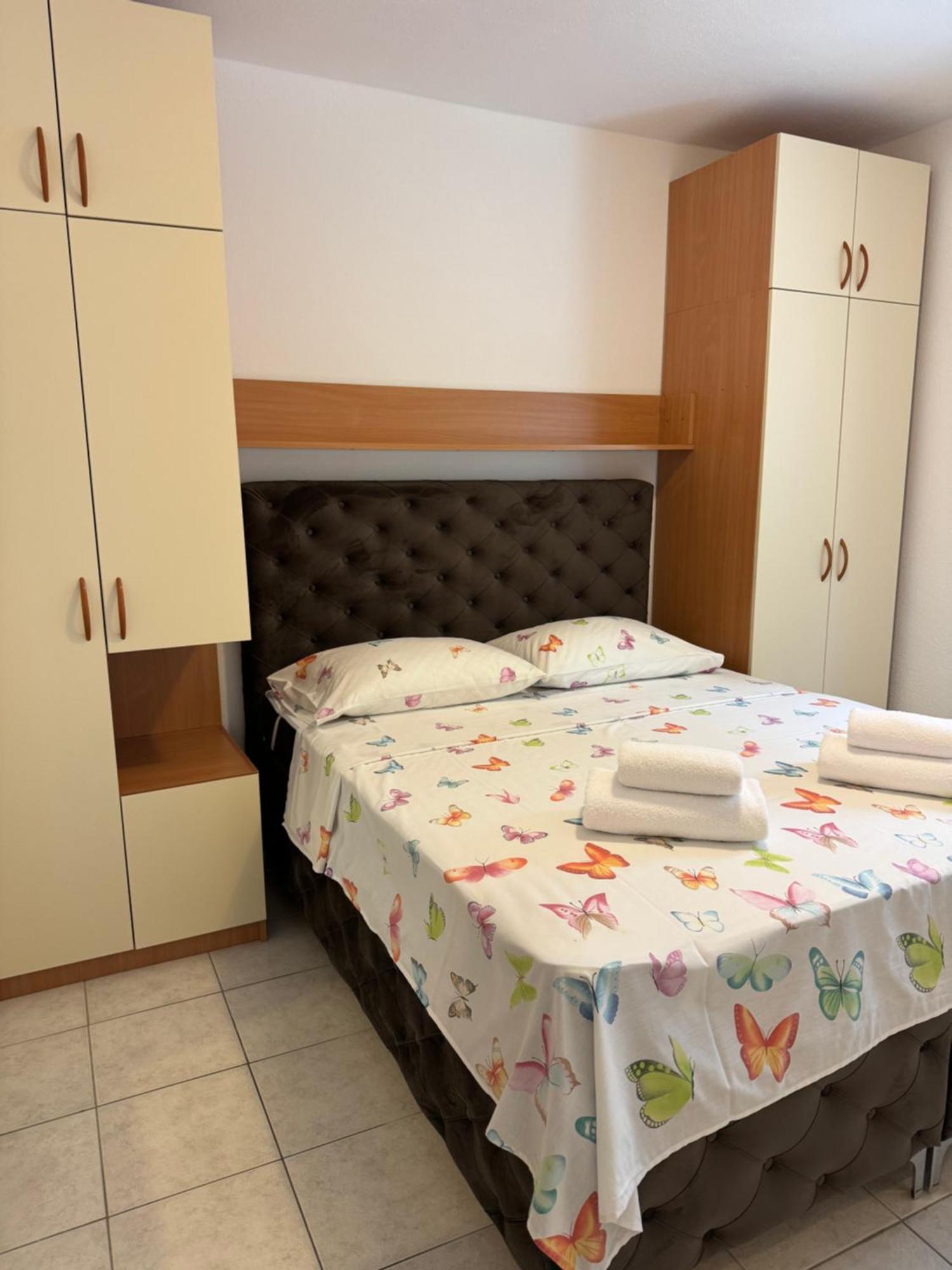 House 100M From The Beach With Free Parking And Breakfast Башка-Вода Экстерьер фото