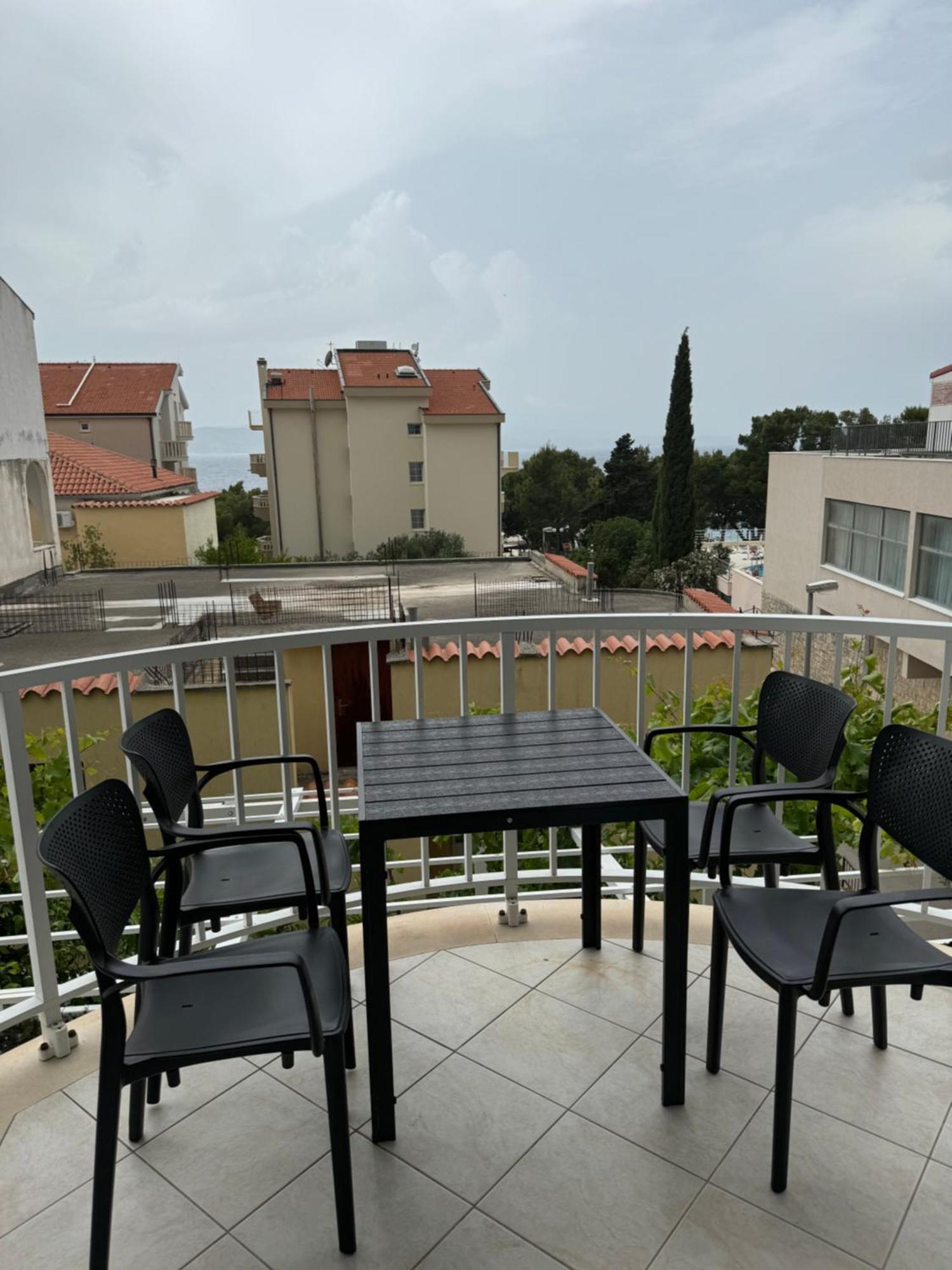 House 100M From The Beach With Free Parking And Breakfast Башка-Вода Экстерьер фото