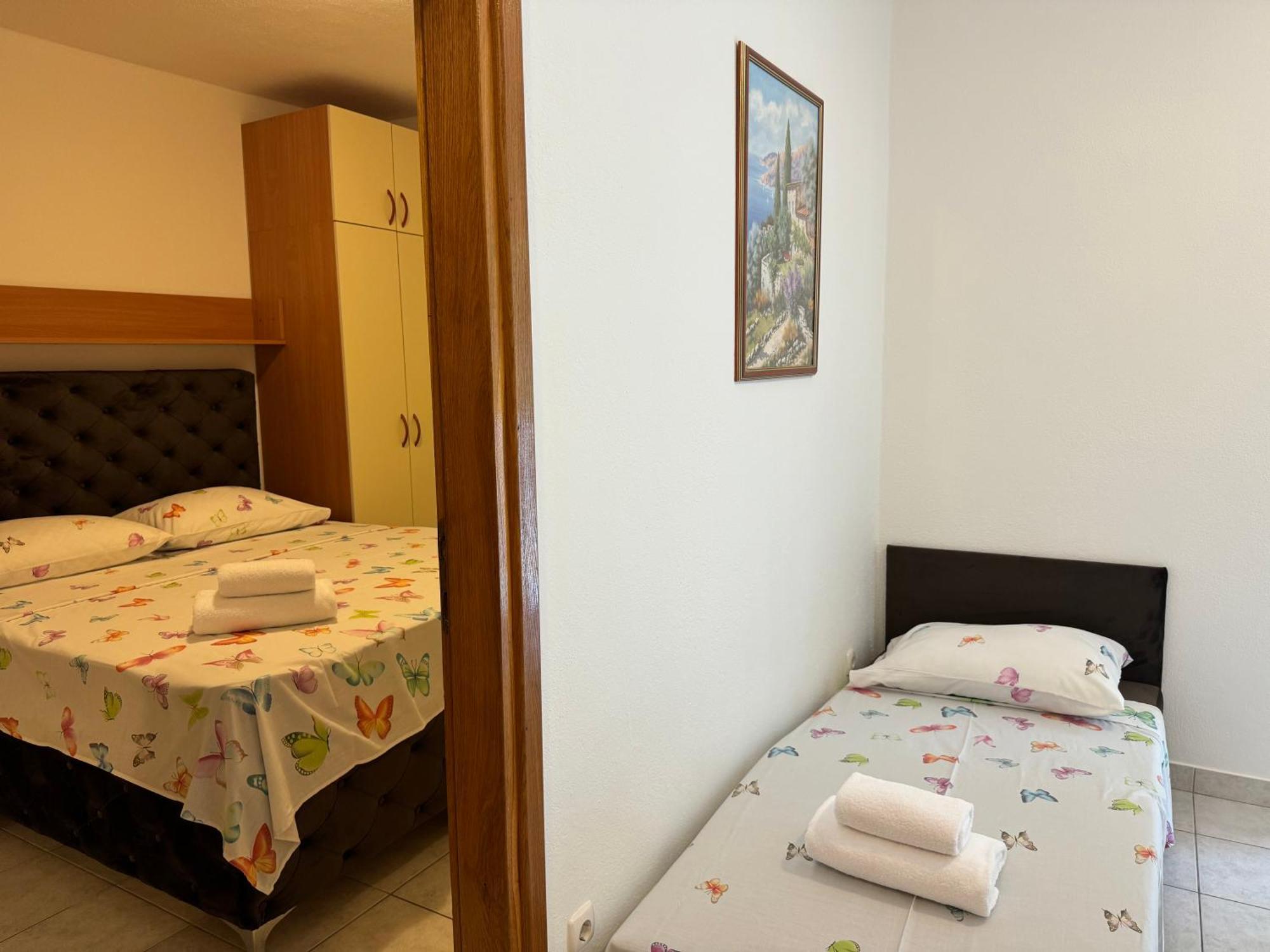 House 100M From The Beach With Free Parking And Breakfast Башка-Вода Экстерьер фото
