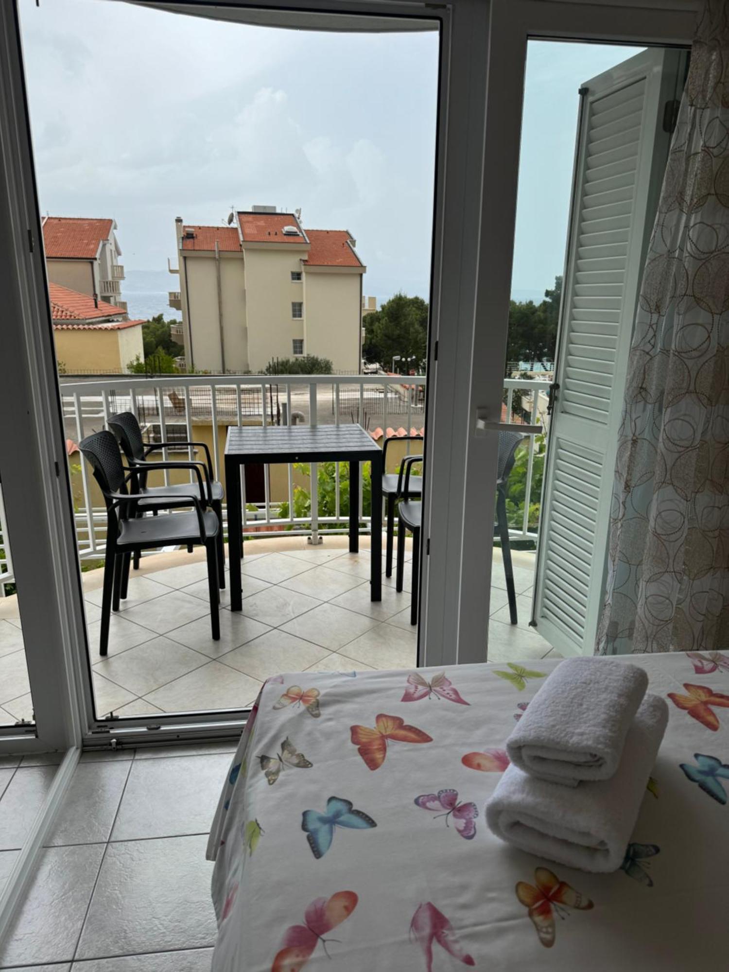 House 100M From The Beach With Free Parking And Breakfast Башка-Вода Экстерьер фото