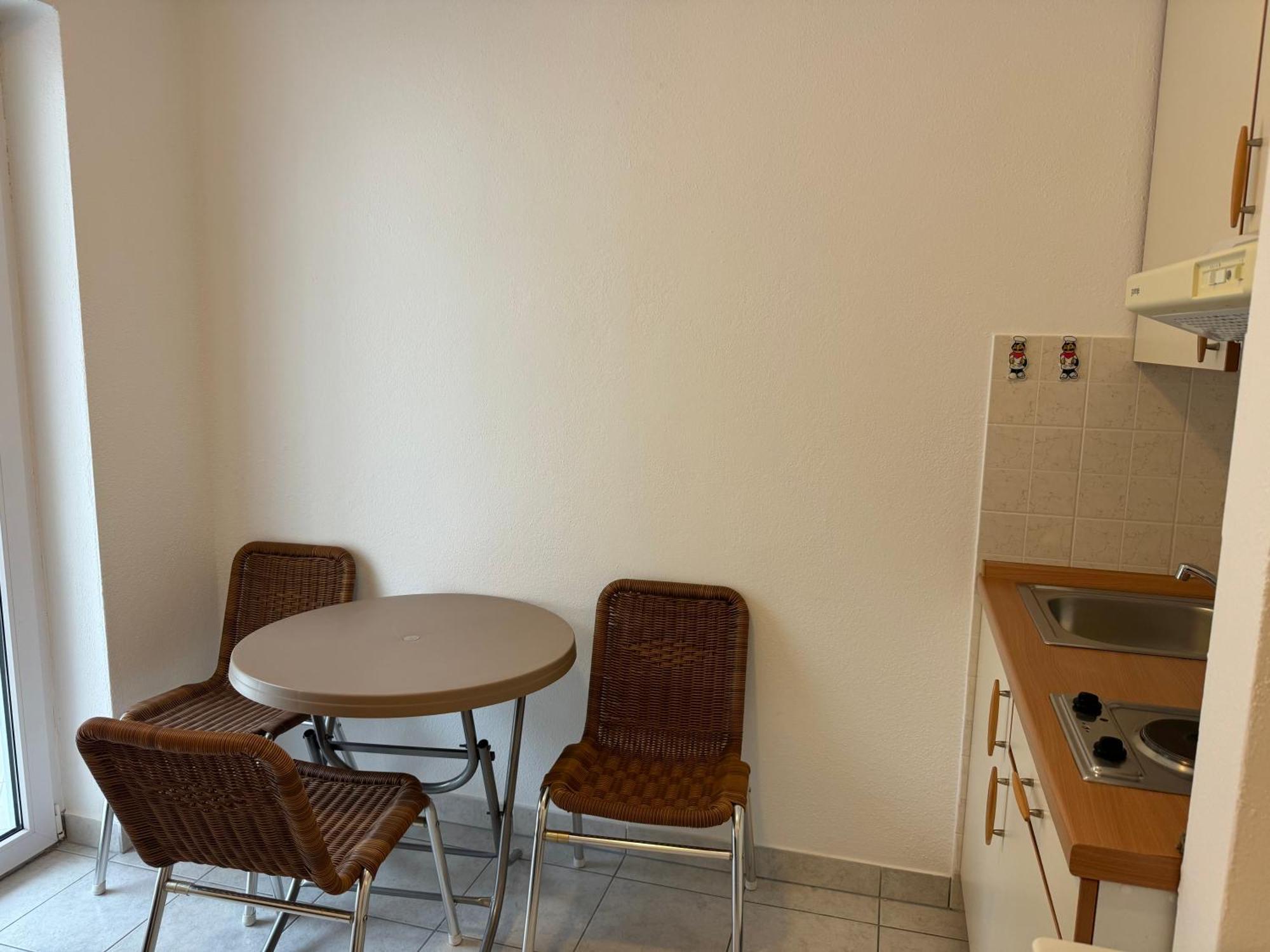 House 100M From The Beach With Free Parking And Breakfast Башка-Вода Экстерьер фото